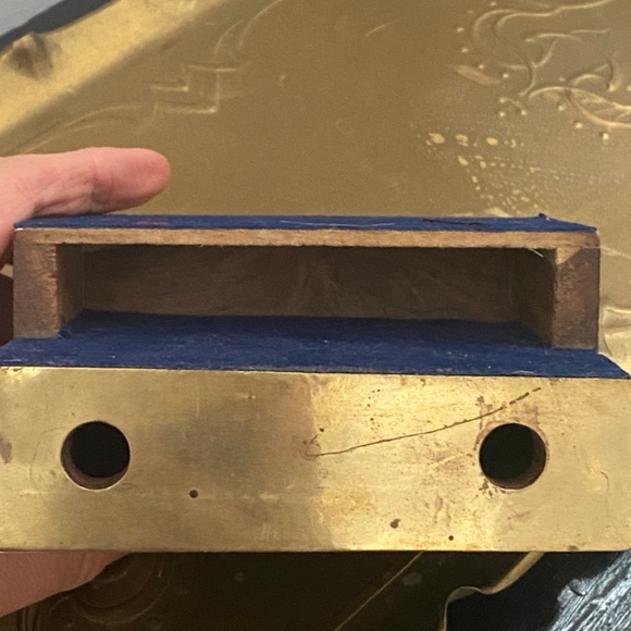 Indian artwork, wood & brass,  pen & notepad holder - Picture 8 of 15